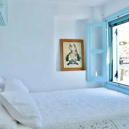 Salt Retreat - Seafront * Chalki Town