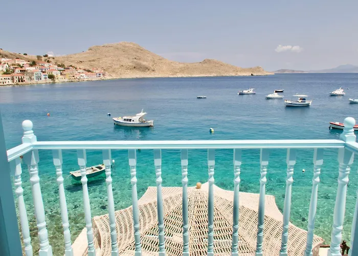 Salt Retreat - Seafront Chalki Town