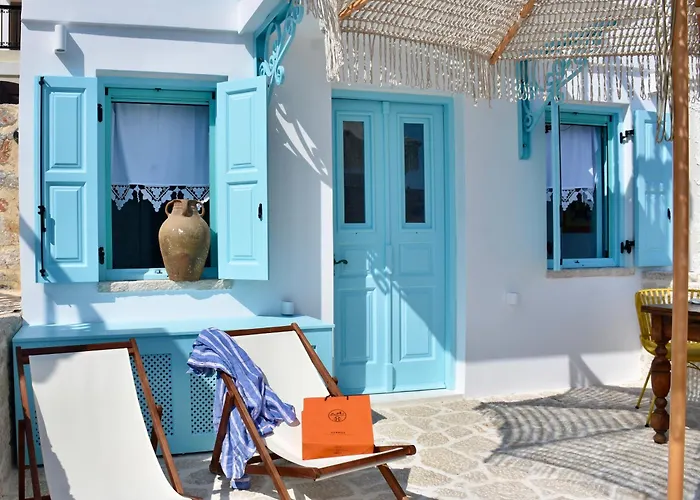 Salt Retreat - Seafront * Chalki Town